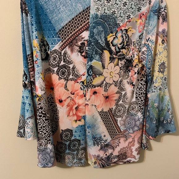 NEW DIRECTIONS Top size petite Small - Picture 8 of 8